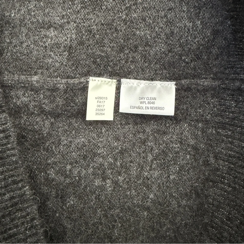 Club Room Cahmere V-Neck Sweater